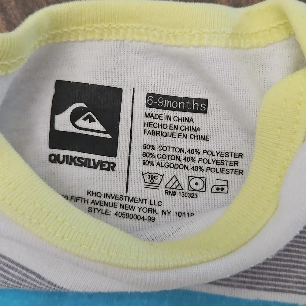 Quiksilver Bodysuit Set Size 6-9m